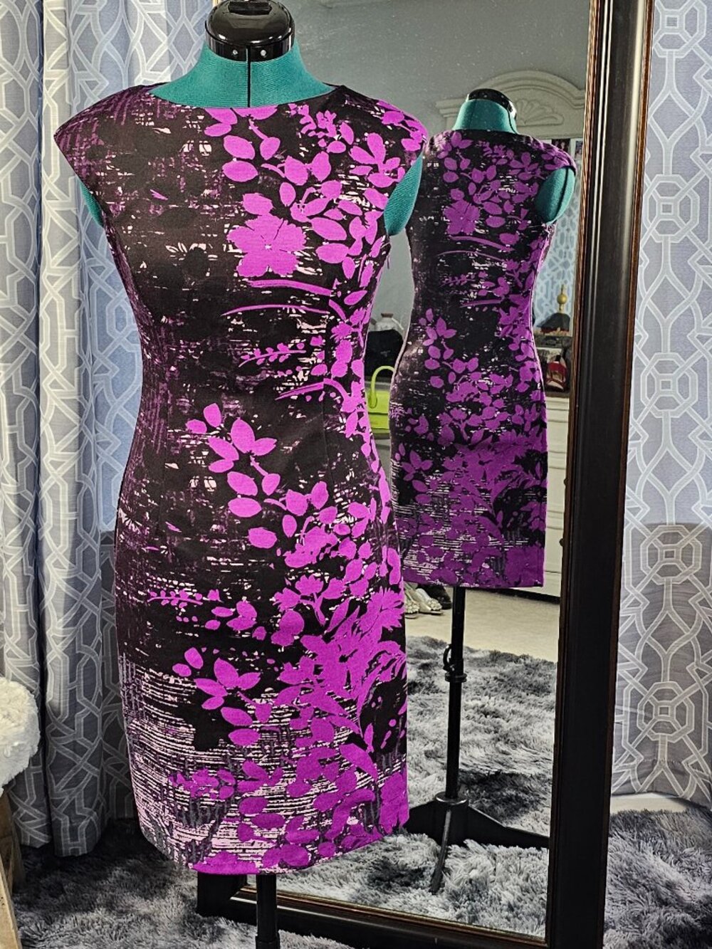 NWT Wisp Tressa Ponte Sheath Dress – Magenta Floral Print – Size 0 NWT